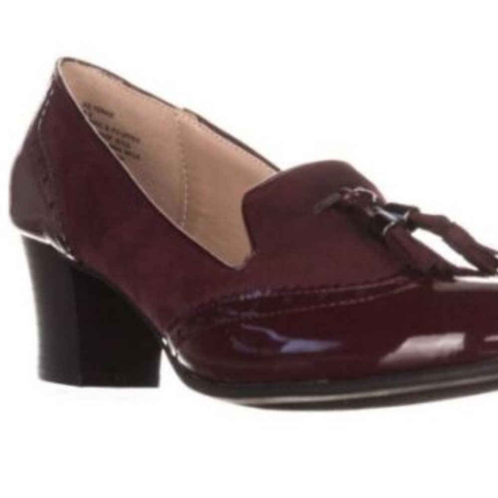 Karen Scott NWT Maroon Wine Color Heeled Loafer